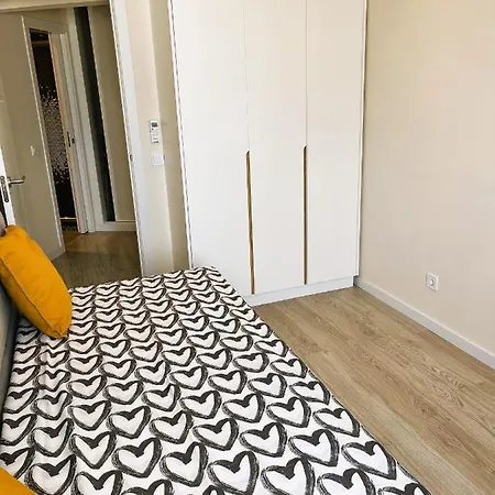 11 Bedroom Veiga, Praceta Vitorino Nemesio,