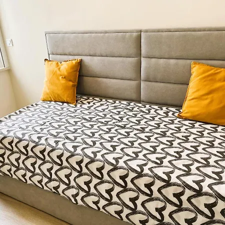 Daire 11 Bedroom Veiga, Praceta Vitorino Nemesio,