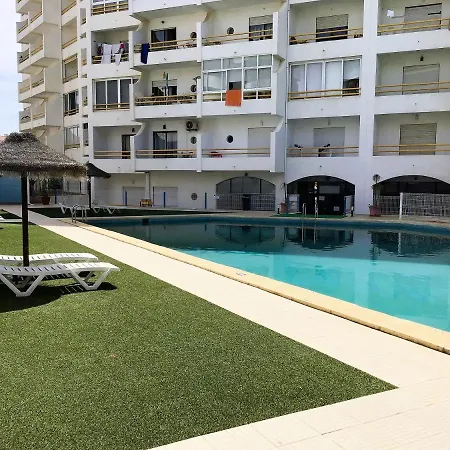 11 Bedroom Veiga, Praceta Vitorino Nemesio, Daire