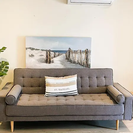 Daire 11 Bedroom Veiga, Praceta Vitorino Nemesio,