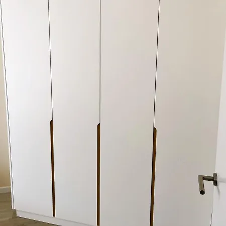Daire 11 Bedroom Veiga, Praceta Vitorino Nemesio,