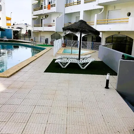 11 Bedroom Veiga, Praceta Vitorino Nemesio, Albufeira